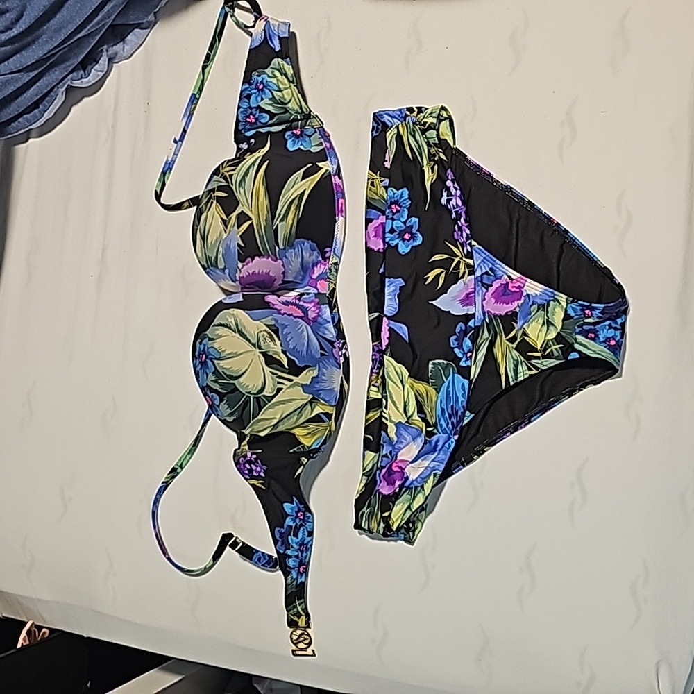 Victoria secret bombshell bikini